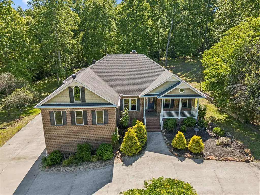314 Ginger Drive Dover TN 37058