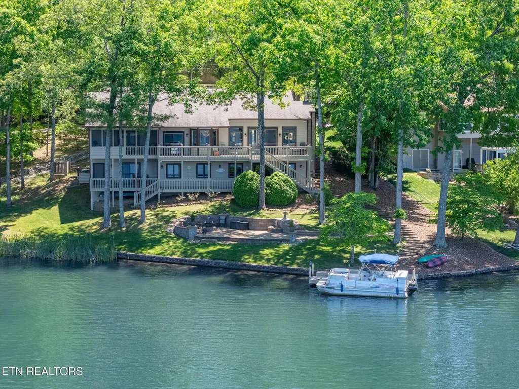 63 Brummel Lane Crossville TN 38558