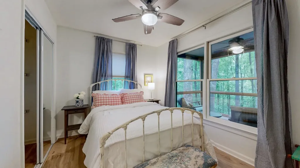 140 Huntington Dr, S Winchester TN 37398
