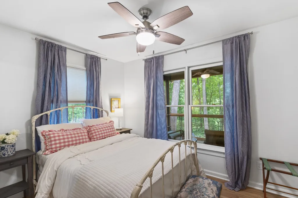 140 Huntington Dr, S Winchester TN 37398