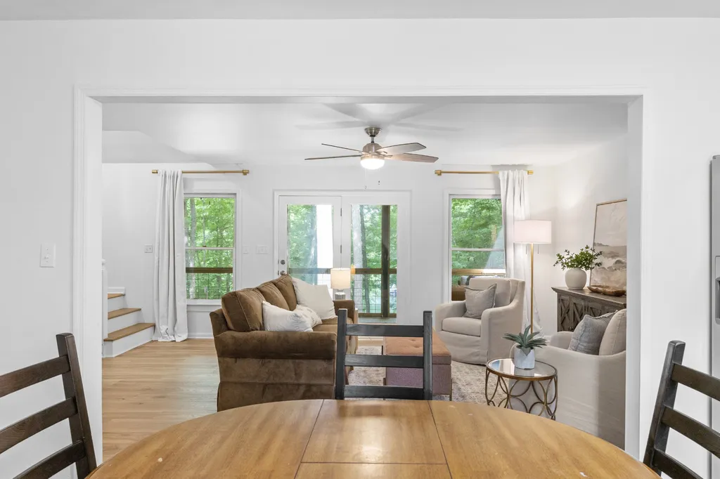 140 Huntington Dr, S Winchester TN 37398