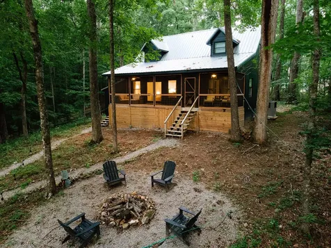 140 Huntington Dr, S Winchester TN 37398