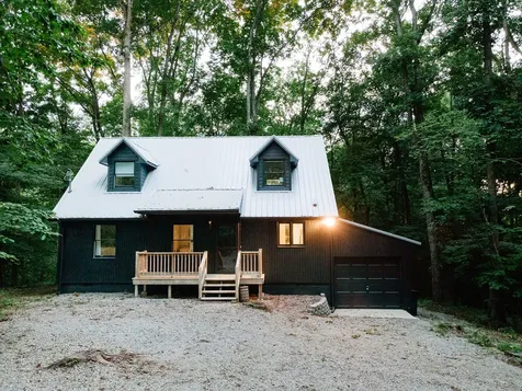 140 Huntington Dr, S Winchester TN 37398
