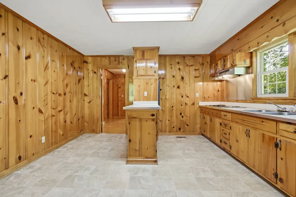 131 Greenwood Acres Drive Columbia TN 38401