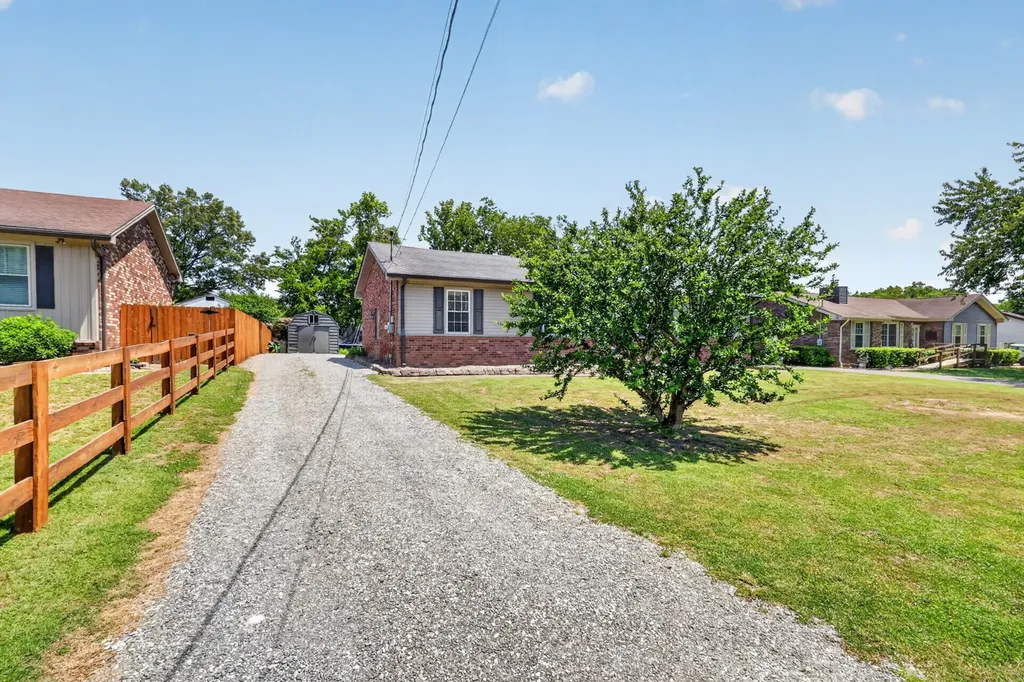 272 Wessington Pl, N Hendersonville TN 37075