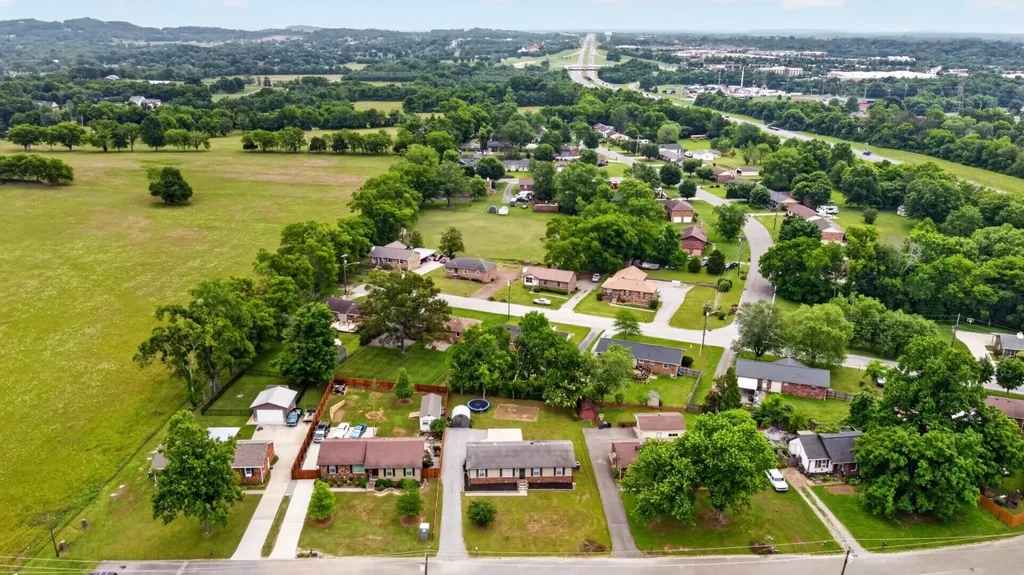 272 Wessington Pl, N Hendersonville TN 37075