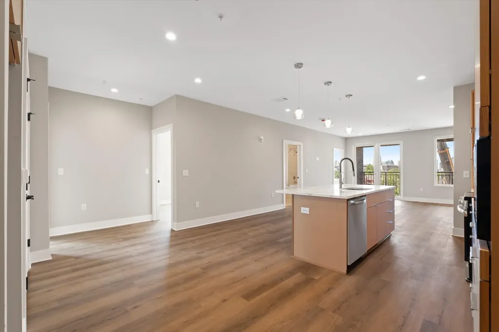 730 Main Street Nashville TN 37206