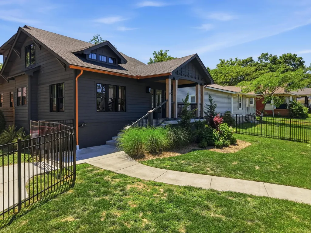 1118 Douglas Avenue Nashville TN 37206