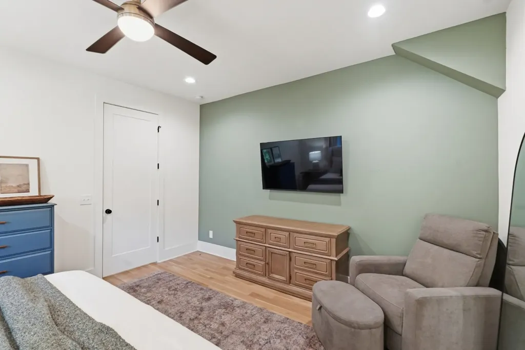 1118 Douglas Avenue Nashville TN 37206
