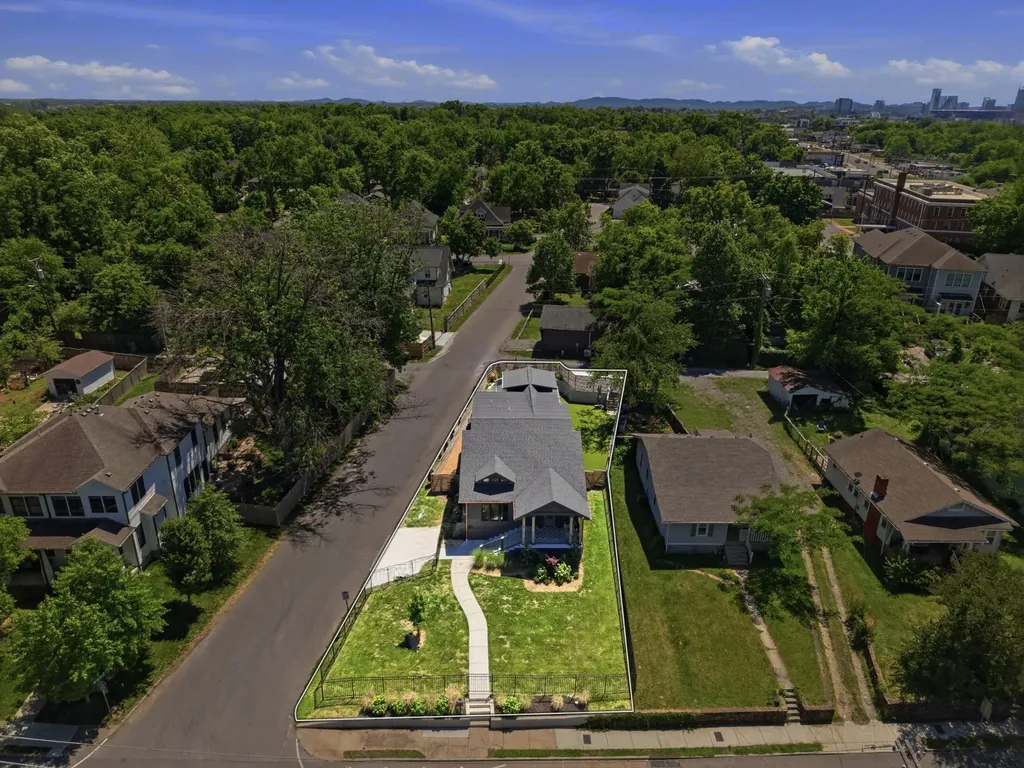 1118 Douglas Avenue Nashville TN 37206