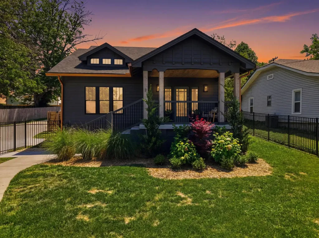 1118 Douglas Avenue Nashville TN 37206