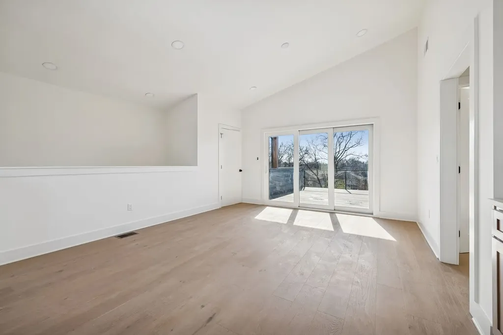 4A Belle Forrest Avenue Nashville TN 37206