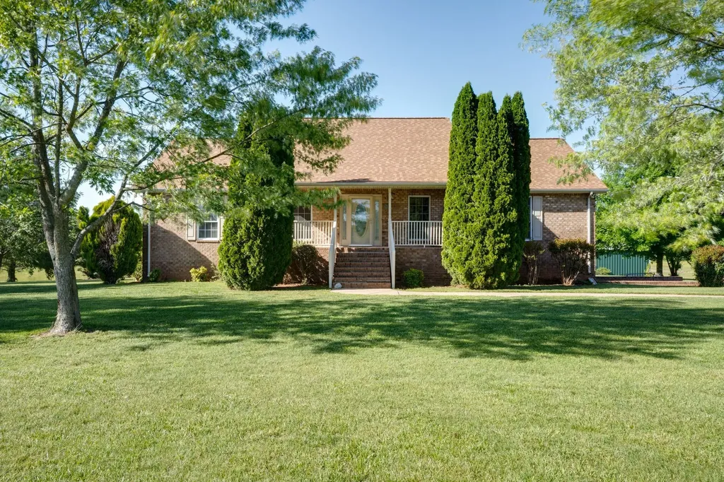 134 N Harris Road Portland TN 37148