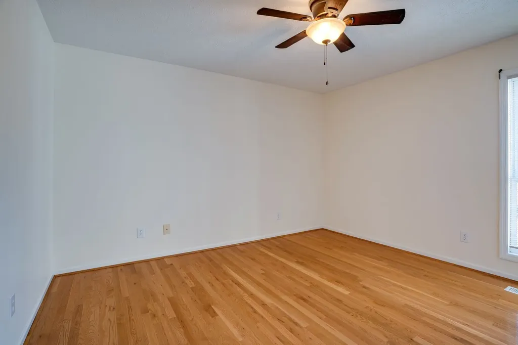 134 N Harris Road Portland TN 37148