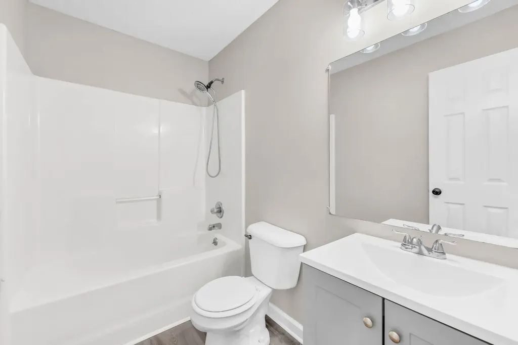 1480 Sunshine Drive Clarksville TN 37042