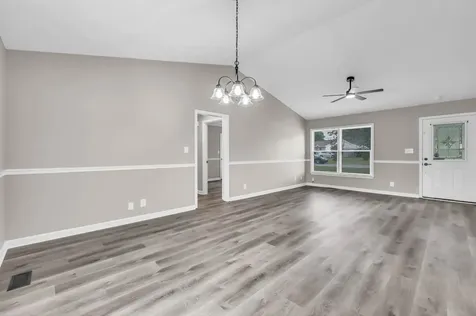 1480 Sunshine Drive Clarksville TN 37042
