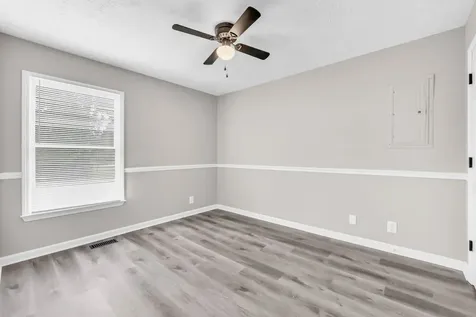 1480 Sunshine Drive Clarksville TN 37042