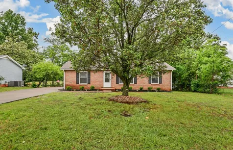 1480 Sunshine Drive Clarksville TN 37042