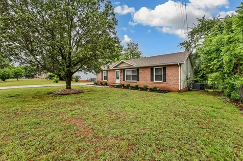 1480 Sunshine Drive Clarksville TN 37042