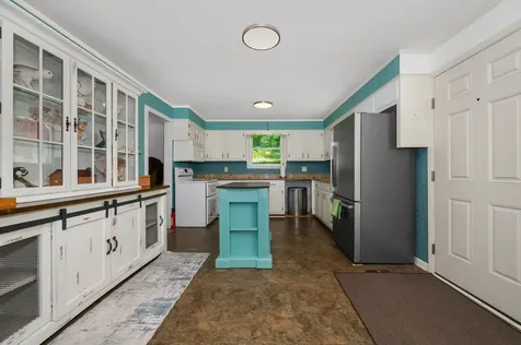 3471 Honey Run Road White House TN 37188