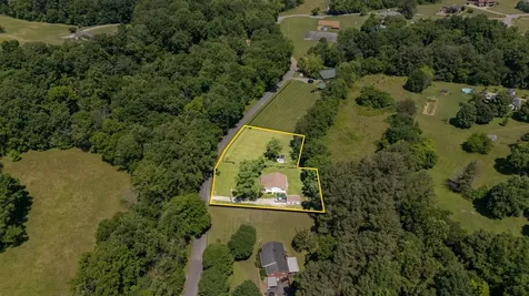 3471 Honey Run Road White House TN 37188