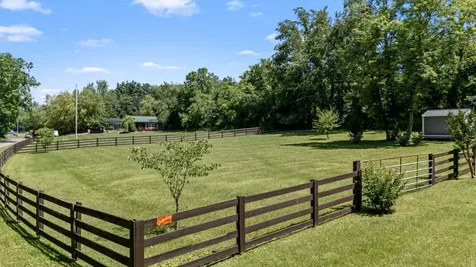 3471 Honey Run Road White House TN 37188
