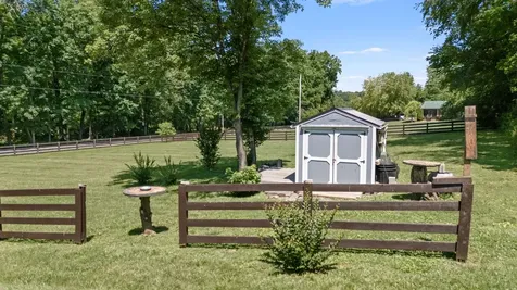 3471 Honey Run Road White House TN 37188