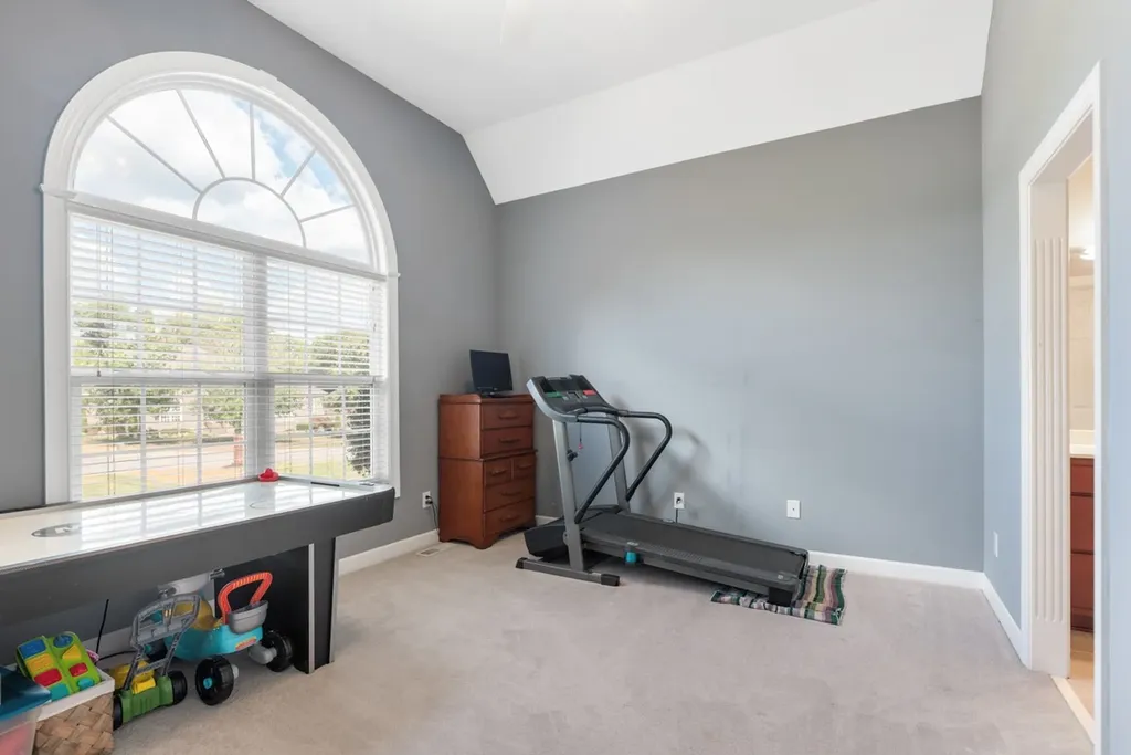 105 Robin Point Gallatin TN 37066