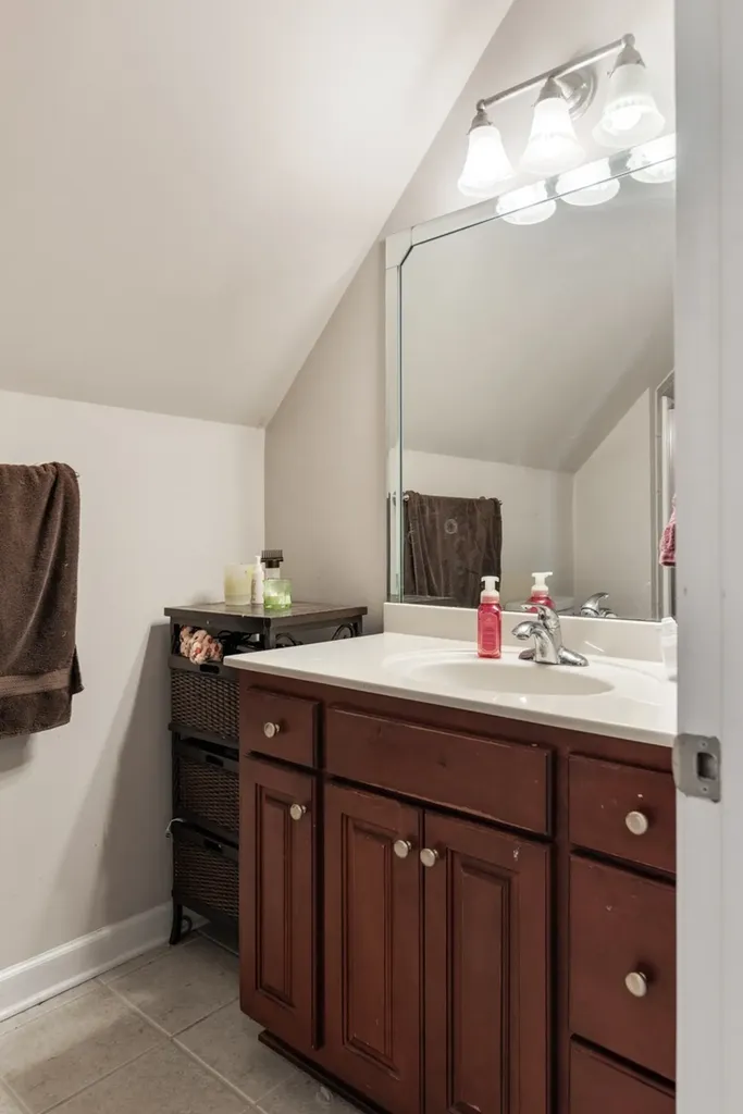 105 Robin Point Gallatin TN 37066