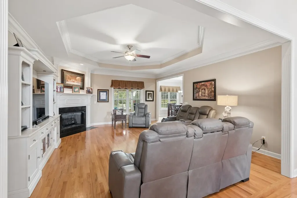 105 Robin Point Gallatin TN 37066