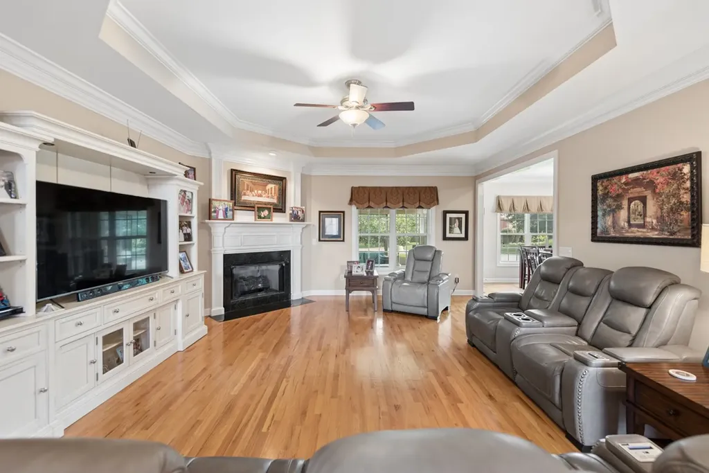 105 Robin Point Gallatin TN 37066