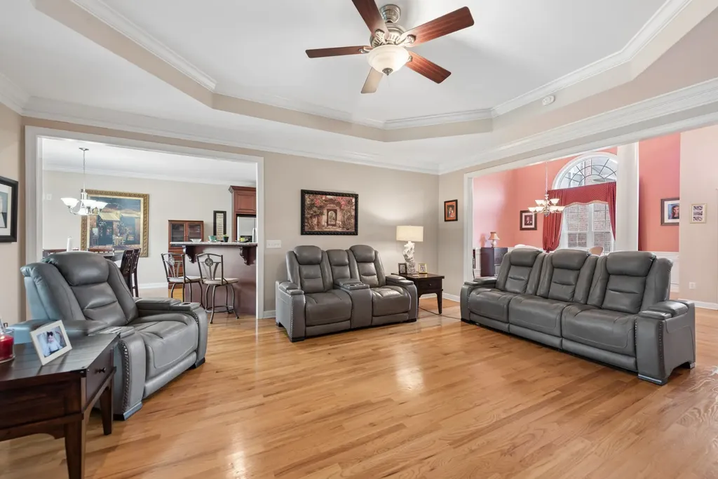 105 Robin Point Gallatin TN 37066