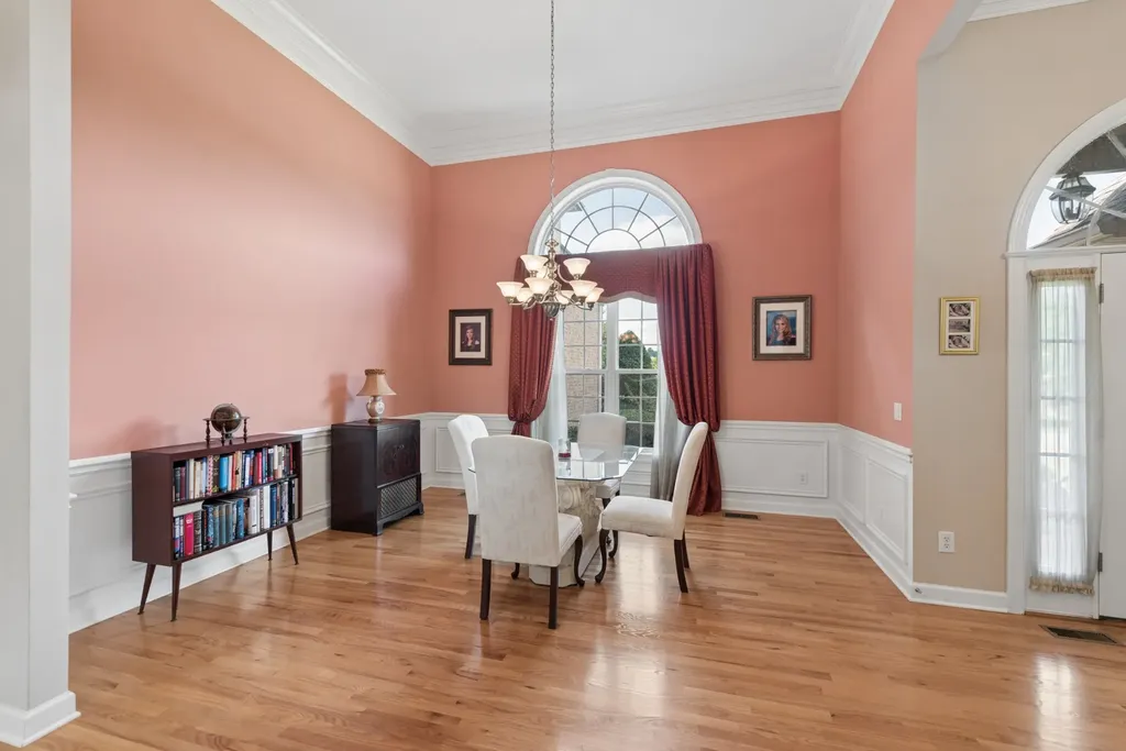 105 Robin Point Gallatin TN 37066