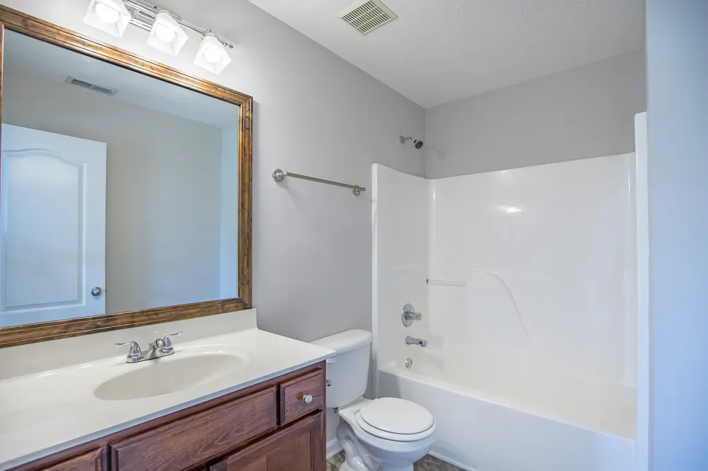 5024 Tricia Place Murfreesboro TN 37129