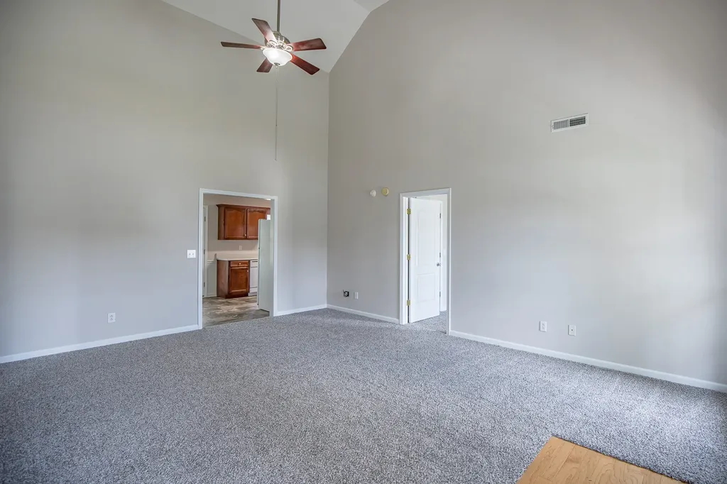 5024 Tricia Place Murfreesboro TN 37129