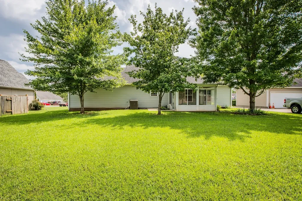 5024 Tricia Place Murfreesboro TN 37129