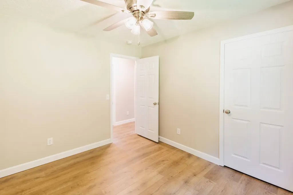 4543 S Creek Road Cookeville TN 38506