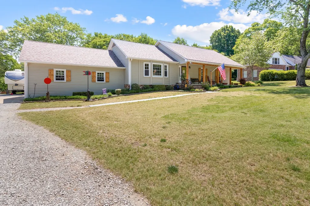 415 Centennial Avenue Lewisburg TN 37091