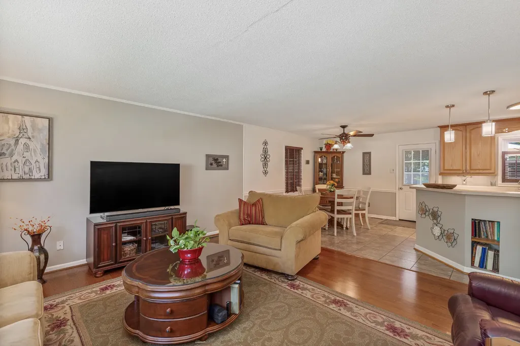 415 Centennial Avenue Lewisburg TN 37091