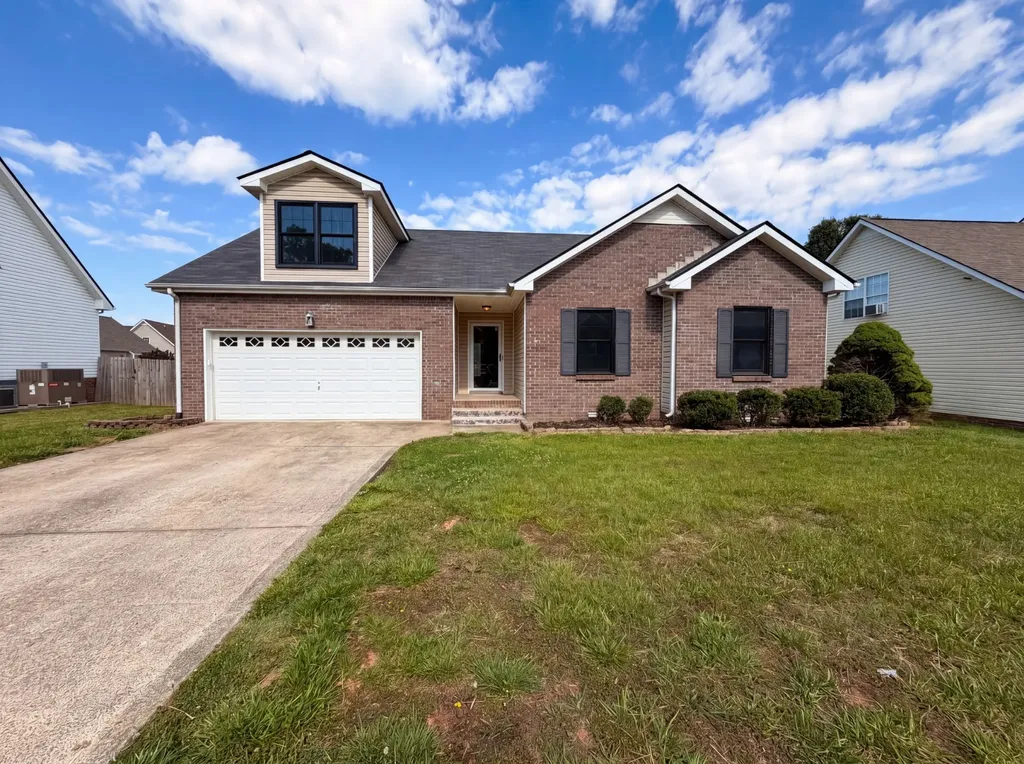 1688 Cedar Springs Circle Clarksville TN 37042