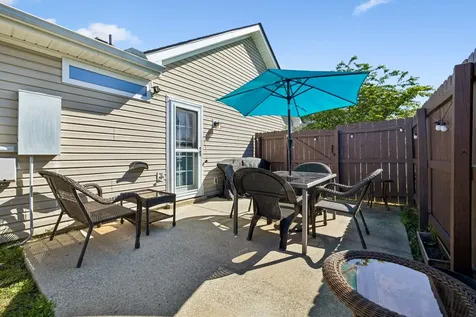 813 Magnolia Boulevard White House TN 37188