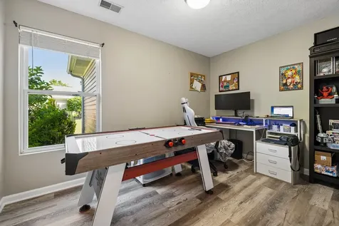 813 Magnolia Boulevard White House TN 37188