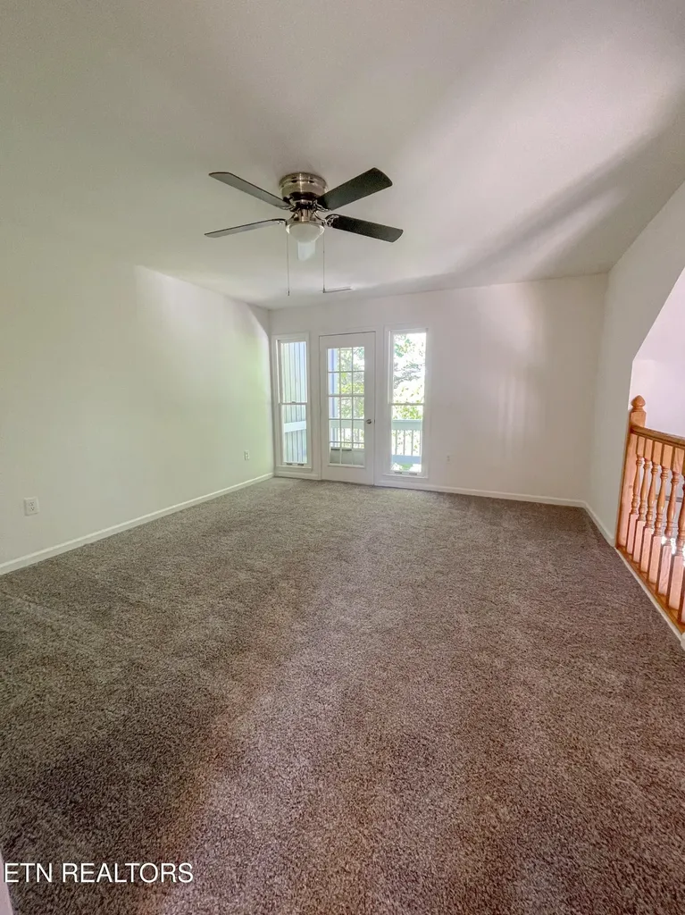 484 Riverbend Drive Crossville TN 38555
