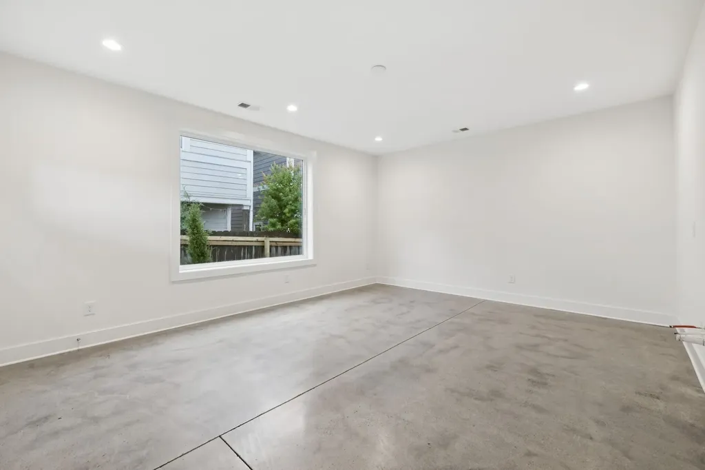 1117B Chester Avenue Nashville TN 37206
