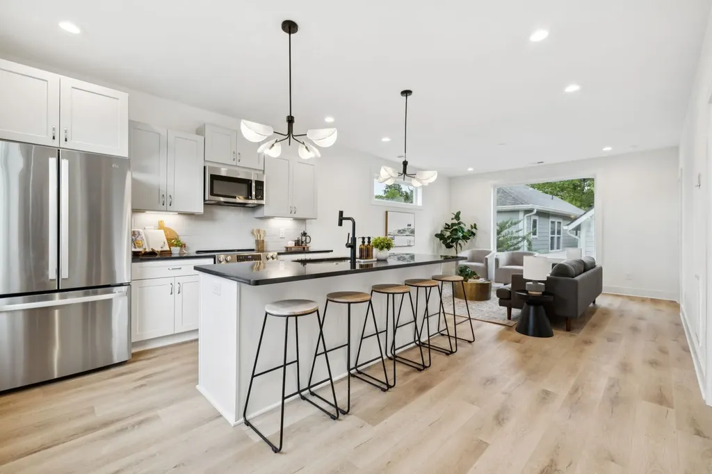 1117B Chester Avenue Nashville TN 37206