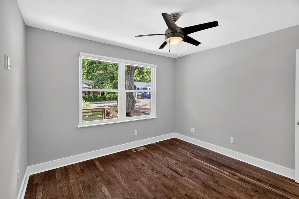870 W Sharpe Avenue Nashville TN 37206