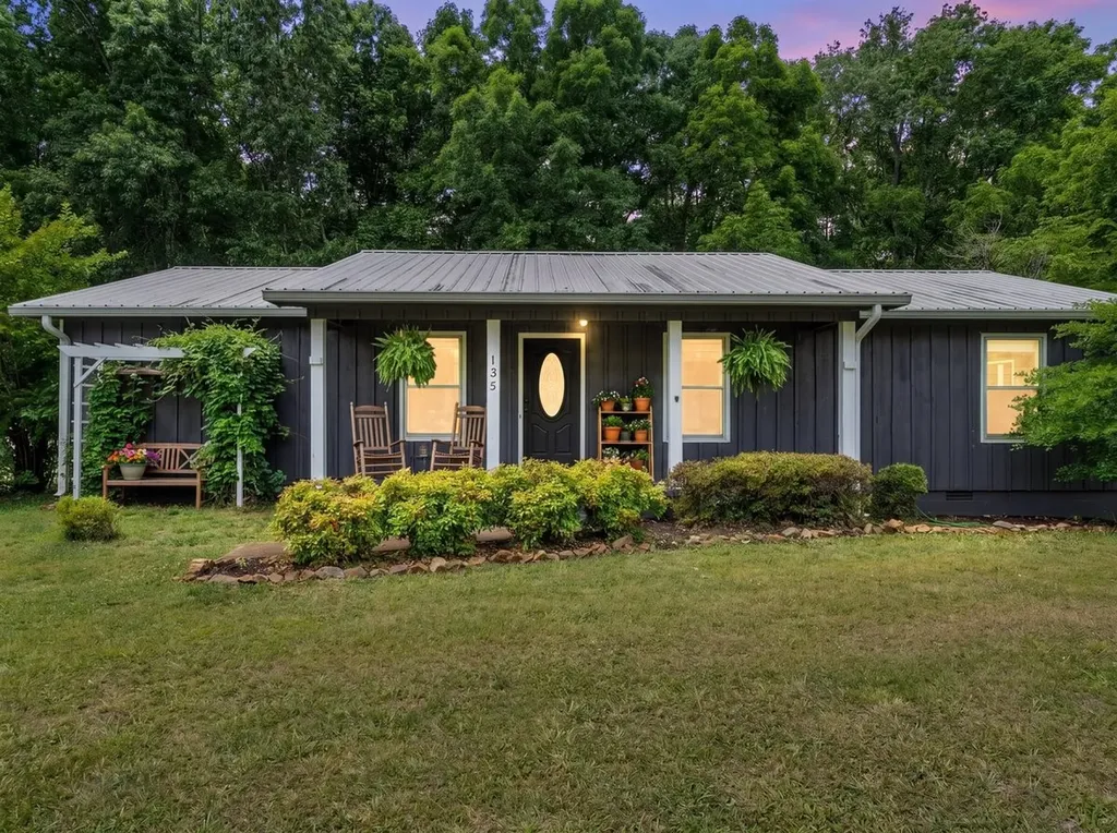 135 Briarwood Court Estill Springs TN 37330
