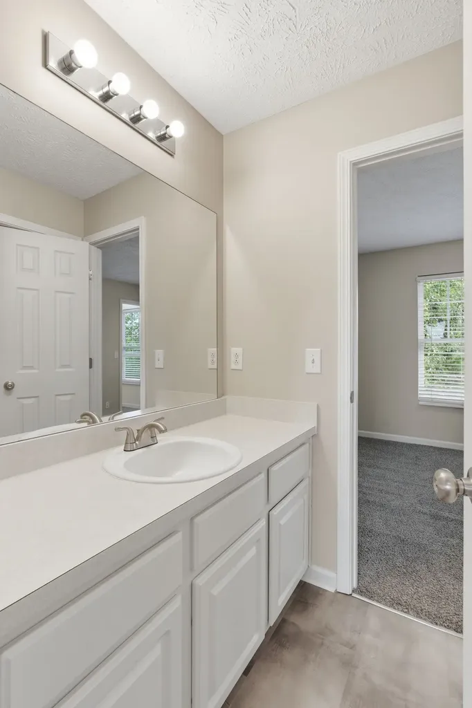 2212 Crescent Valley Lane Hermitage TN 37076