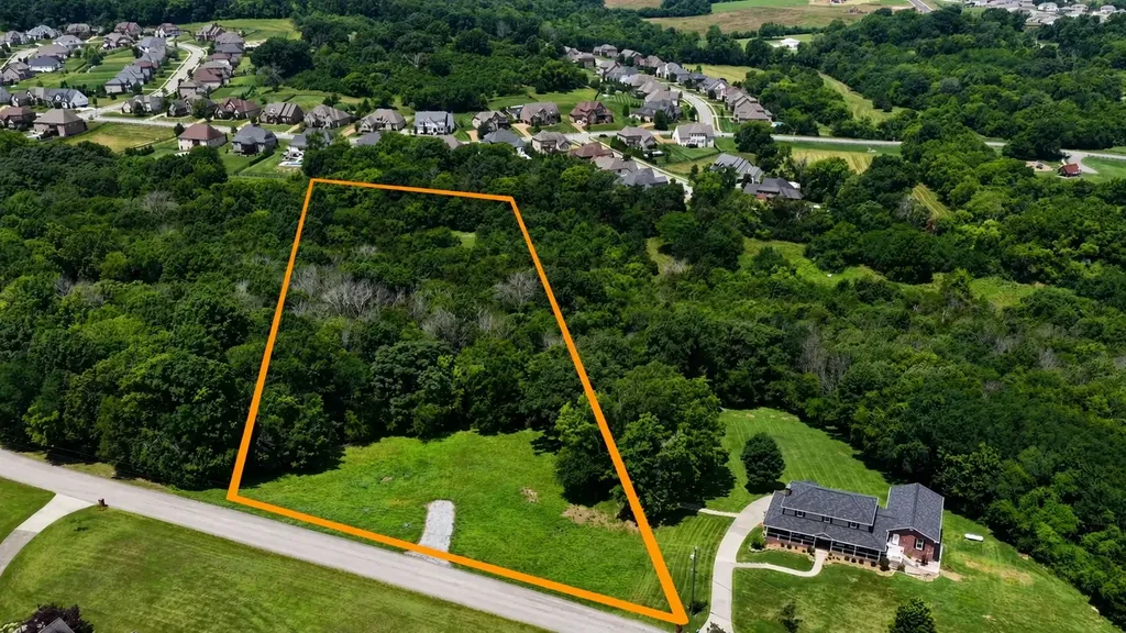 2015 Artesian Drive Nolensville TN 37135