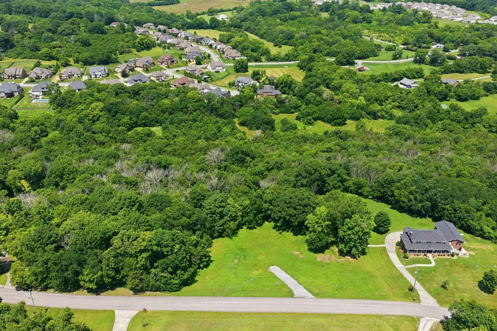 2015 Artesian Drive Nolensville TN 37135